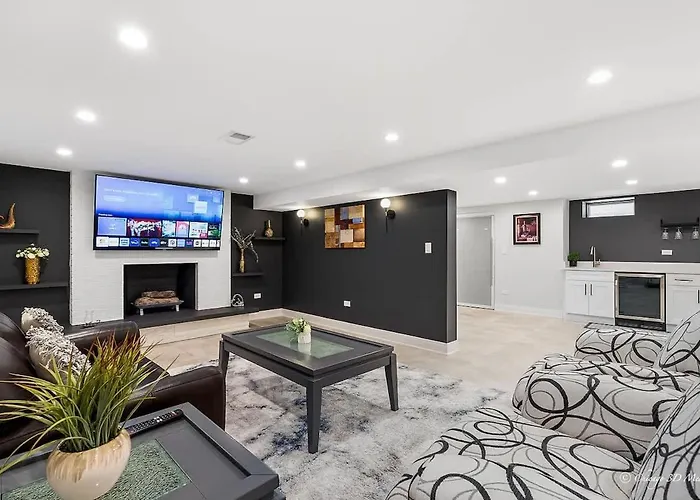 Casa 22 Luxury & Modern 3bd 2ba In Skokie