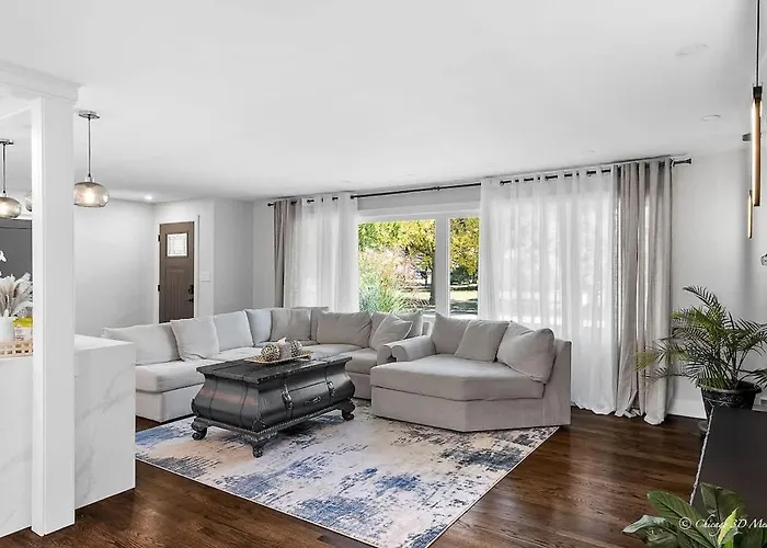Casa 22 Luxury & Modern 3bd 2ba In Сasa de vacaciones Skokie